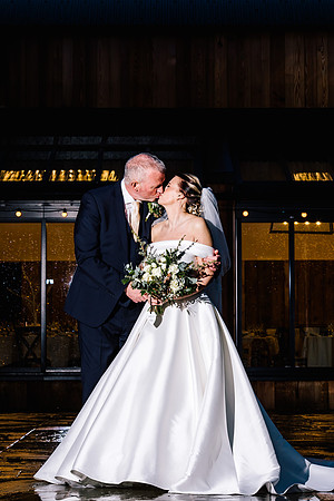 Foxtail Barns Wedding Photography - Jill & Chris-539